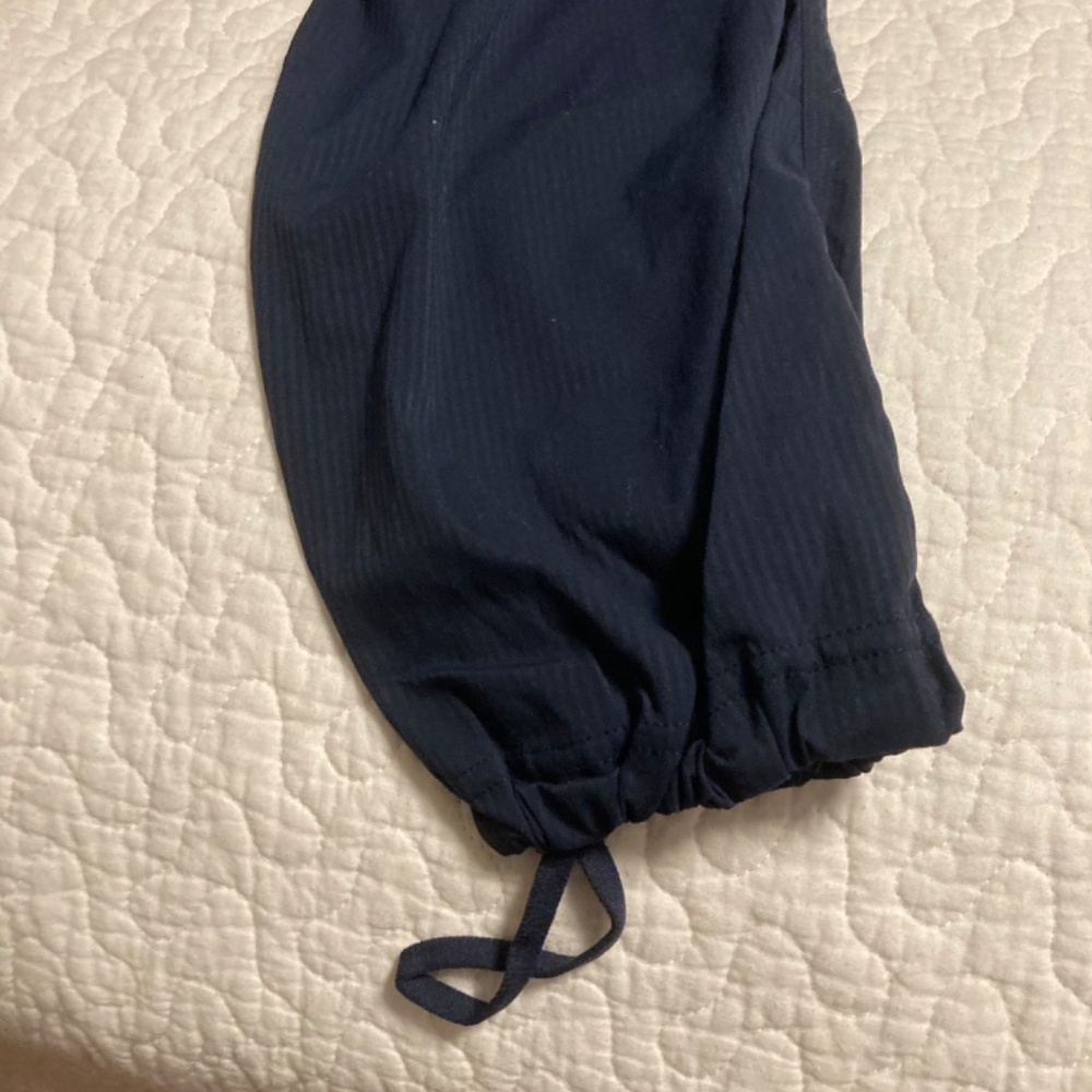 Lululemon wind pants - Picture 2 of 5